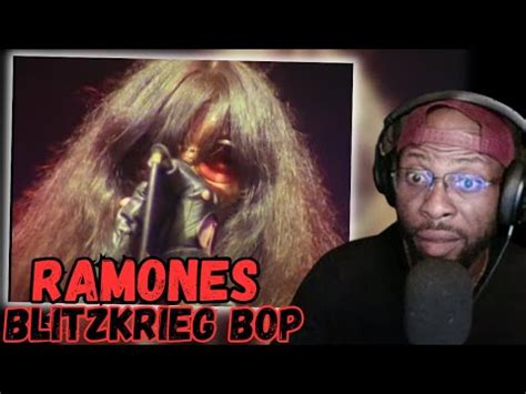 Blitzkrieg Bop: Un hymne punk rock explosif qui mélange une énergie brute et des mélodies irrésistibles